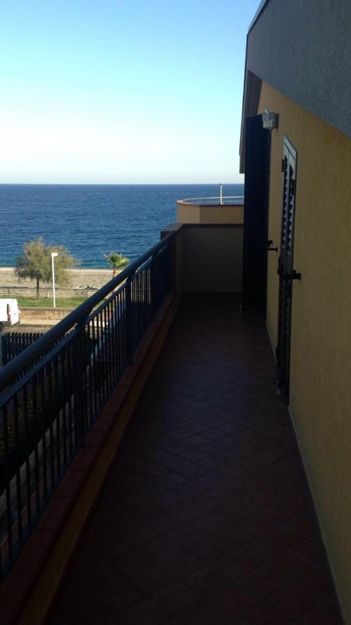 Casa Carmelo Διαμέρισμα Nizza di Sicilia Εξωτερικό φωτογραφία