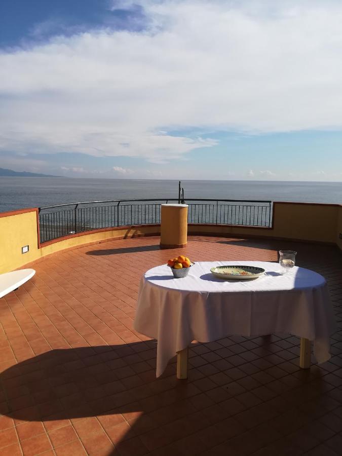 Casa Carmelo Διαμέρισμα Nizza di Sicilia Εξωτερικό φωτογραφία